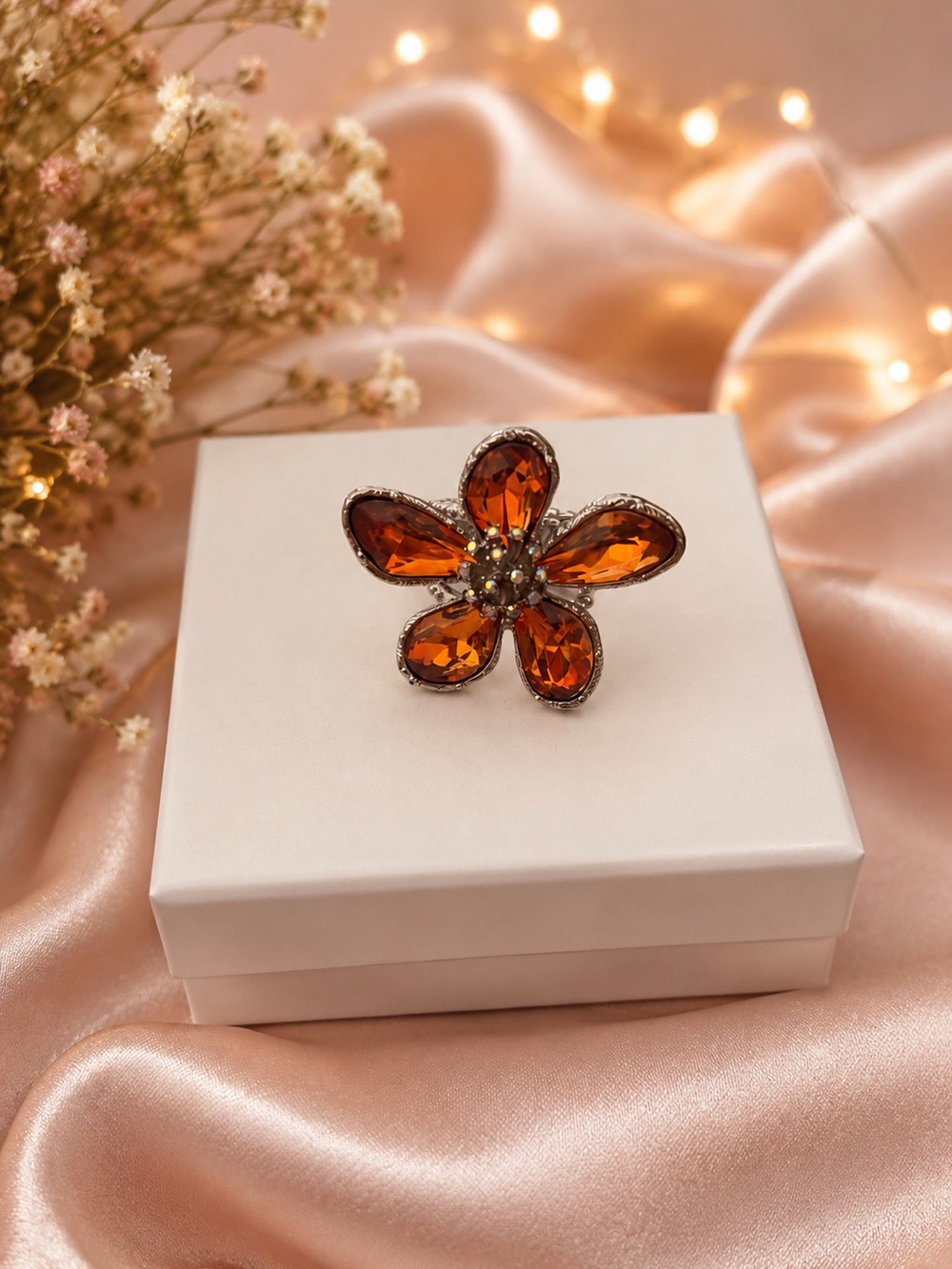 Anillo Flor Ámbar Ajustable ✨🌼